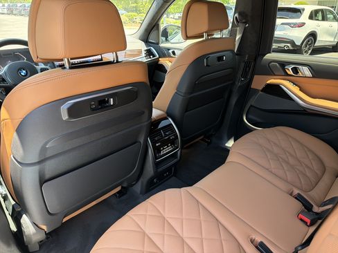 New 2027 BMW X7 xDrive40i w/ Executive Package AWD/4WD image 21