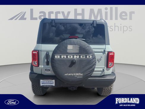Used 2024 Ford Bronco Black Diamond AWD/4WD image 4