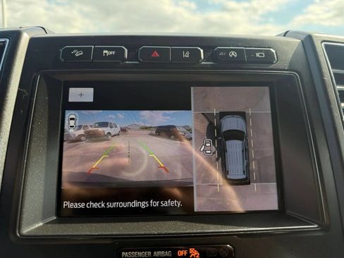 Used 2020 Ford Expedition Limited w/ Equipment Group 302A AWD/4WD image 9