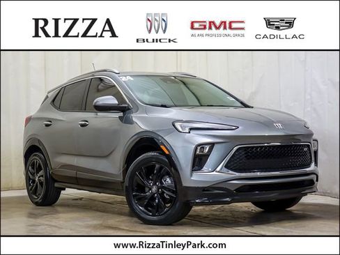 Certified 2024 Buick Encore GX Sport Touring w/ Comfort Package FWD image 1