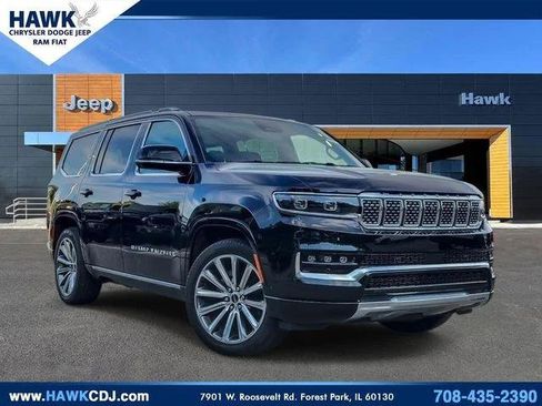Certified 2025 Jeep Grand Wagoneer 4WD w/ 8-Passenger Seating Package image 1