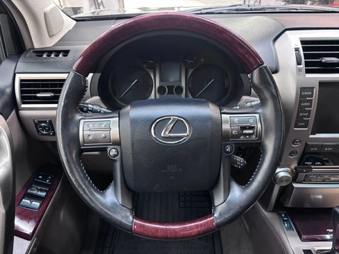 Used 2010 Lexus GX 460 Premium AWD/4WD image 13