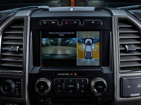 Used 2018 Ford F150 Raptor w/ Equipment Group 802A Luxury image 22