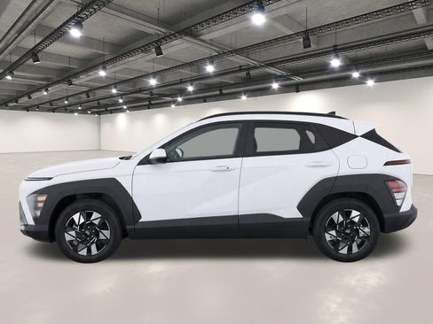 Used 2025 Hyundai Kona SEL FWD image 6