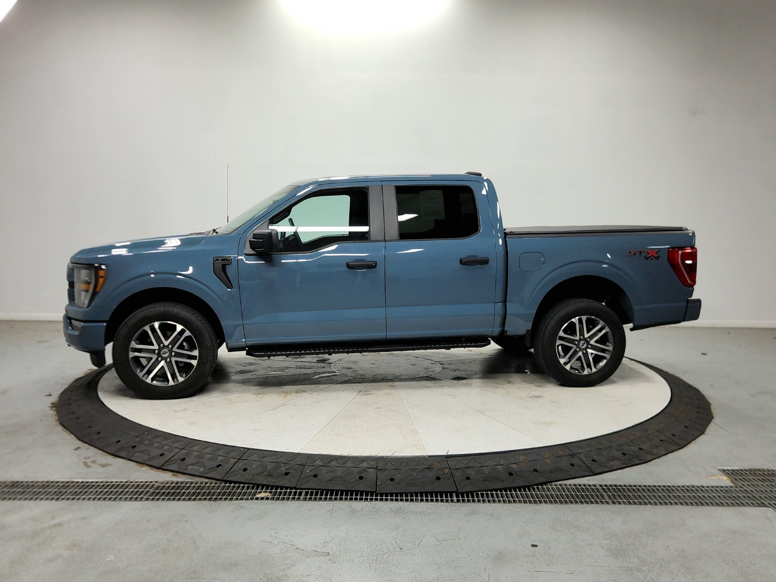 Used 2023 Ford F150 XL w/ STX Appearance Package AWD/4WD image 5