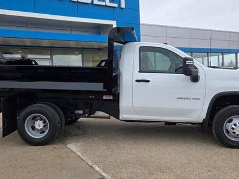 New 2026 Chevrolet Silverado 3500 W/T w/ WT Convenience Package image 7