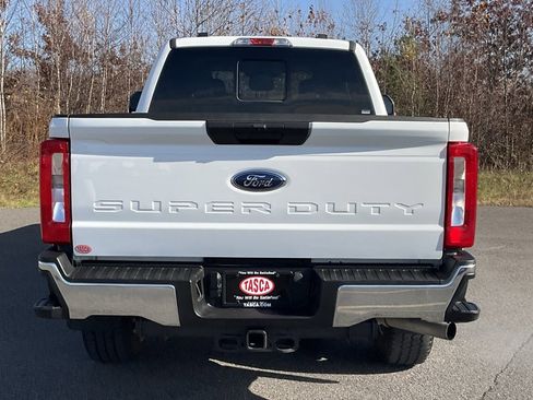 Used 2023 Ford F250 XLT w/ FX4 Off-Road Package image 31