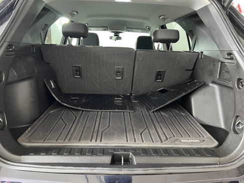 Used 2020 Chevrolet Equinox LT FWD image 22
