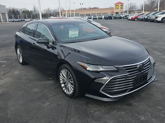 Used 2019 Toyota Avalon Limited w/ Advanced Safety Package video 1
