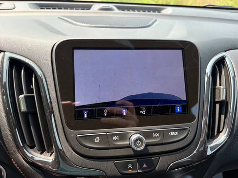 Used 2023 Chevrolet Equinox RS w/ RS Leather Package FWD image 31