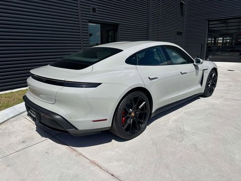 Used 2025 Porsche Taycan 4S image 11
