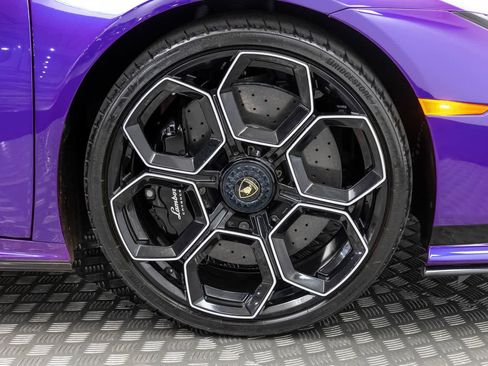 Used 2024 Lamborghini Huracan Tecnica RWD image 45