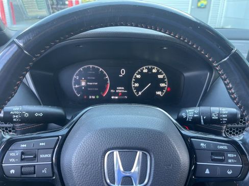 Used 2023 Honda HR-V Sport image 11