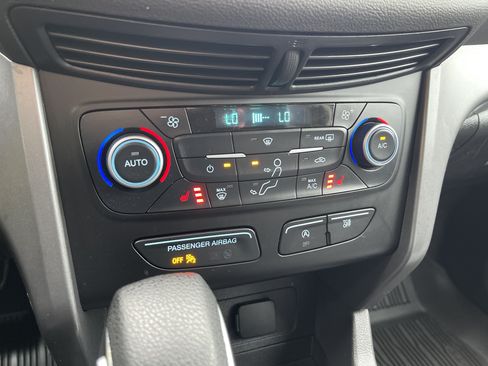 Used 2018 Ford Escape SE FWD image 20