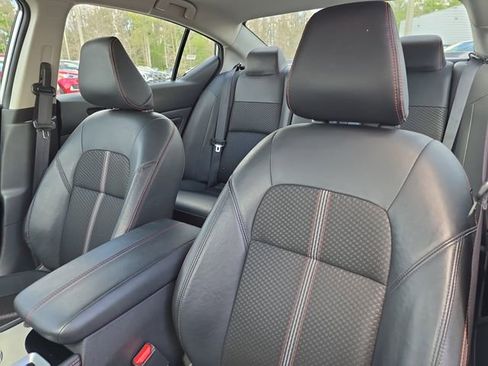 Certified 2025 Nissan Altima 2.5 SR image 21