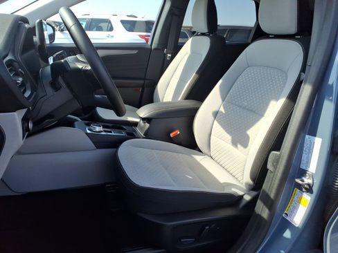 Used 2023 Ford Escape Active w/ Tech Pack #1 FWD image 8