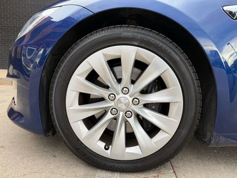 Used 2020 Tesla Model S AWD image 35