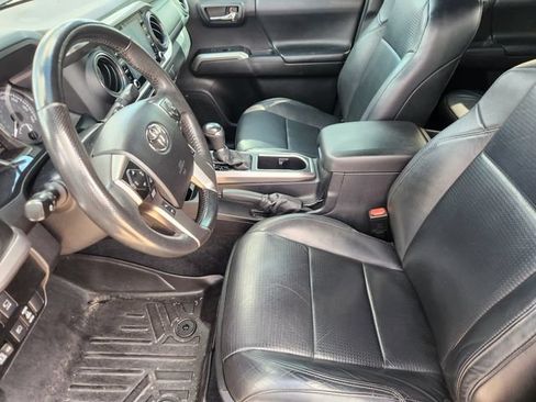 Used 2022 Toyota Tacoma Limited w/ Nightshade Package RWD image 14