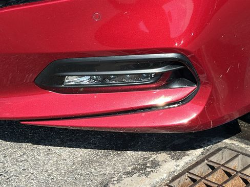 Used 2020 Honda Accord Touring image 5
