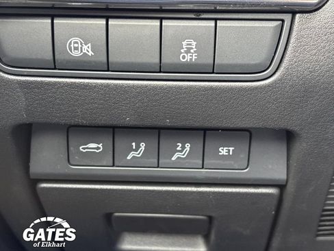 Used 2025 MAZDA MAZDA3 s FWD image 24