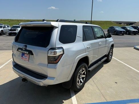 Used 2024 Toyota 4Runner TRD Off-Road image 5