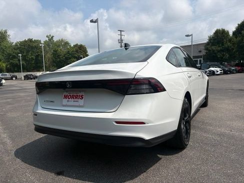 Used 2025 Honda Accord SE image 5