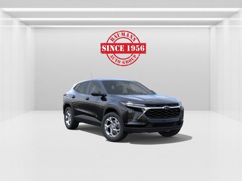 New 2026 Chevrolet Trax LS w/ LS Convenience Package FWD image 1