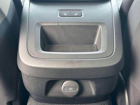 Used 2021 Volvo V60 T5 Cross Country w/ Advanced Package image 31