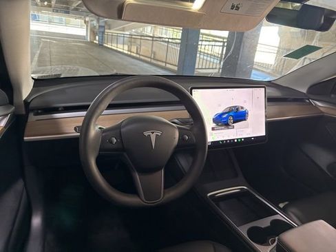 Used 2023 Tesla Model 3 Standard Range image 6