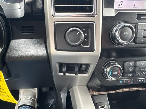 Used 2019 Ford F450 Lariat w/ Chrome Package AWD/4WD image 42