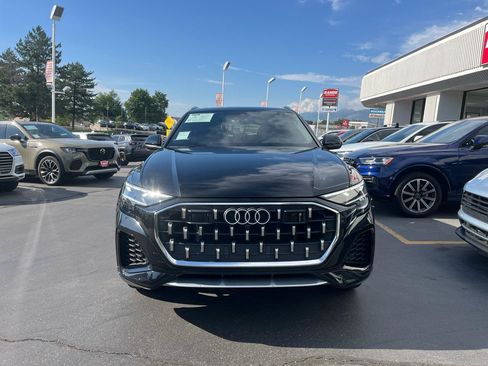 Used 2024 Audi Q8 Premium Plus w/ Premium Plus Package AWD/4WD image 11