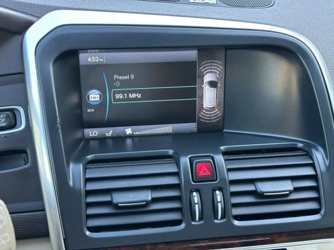 Used 2013 Volvo XC60 3.2 FWD image 36