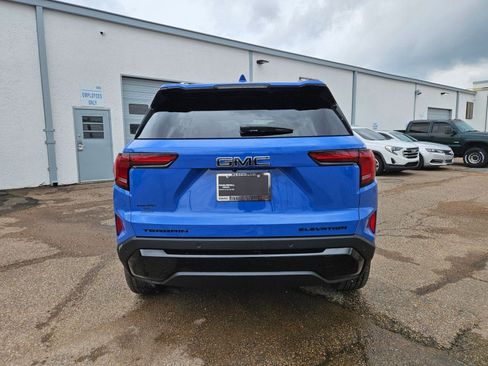 New 2026 GMC Terrain Elevation w/ Elevation Premium Package FWD image 5