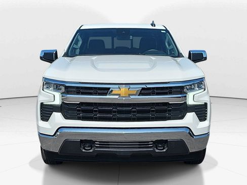 Used 2023 Chevrolet Silverado 1500 LT w/ Convenience Package II AWD/4WD image 9