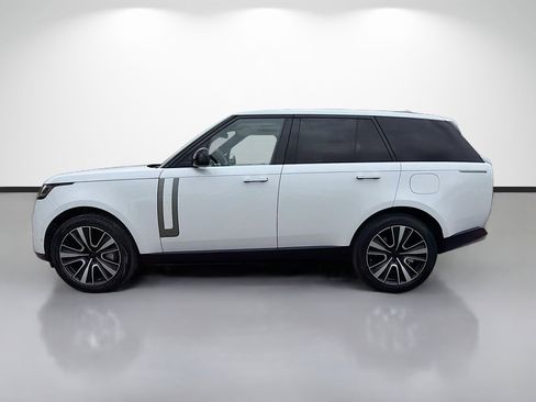 New 2026 Land Rover Range Rover SE image 2