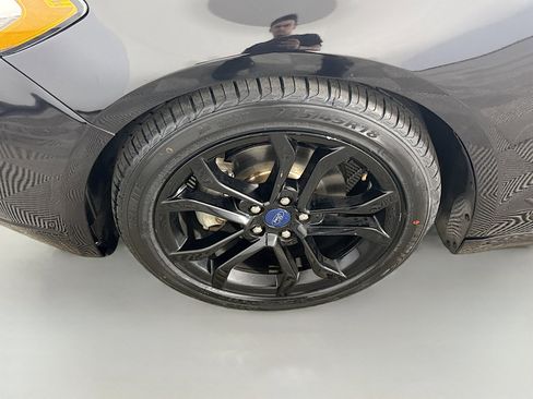 Used 2019 Ford Fusion SE w/ Equipment Group 151A image 38