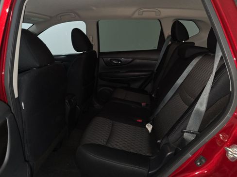 Used 2020 Nissan Rogue SV FWD image 15