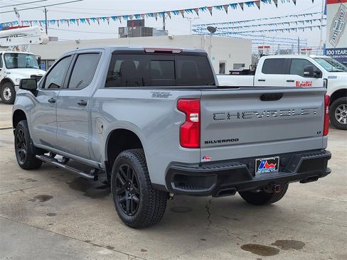 Used 2024 Chevrolet Silverado 1500 LT Trail Boss w/ Convenience Package II image 5