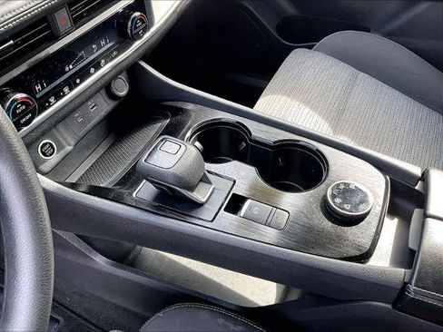 Certified 2023 Nissan Rogue SV AWD/4WD image 20