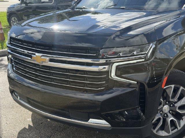 Used 2022 Chevrolet Tahoe LT w/ Luxury Package AWD/4WD image 5