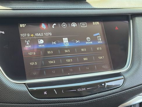 Used 2017 Cadillac XT5 Premium Luxury AWD/4WD image 24