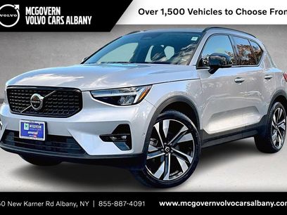 Certified 2023 Volvo XC40 B5 Plus w/ Protection Package Premier
