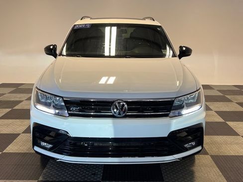 Certified 2021 Volkswagen Tiguan SE R-Line FWD image 2