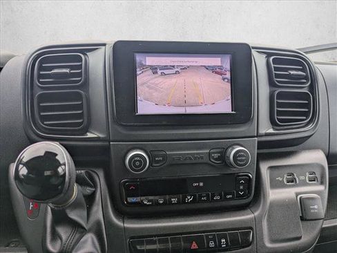 Used 2022 RAM ProMaster 2500 w/ Convenience Group image 14