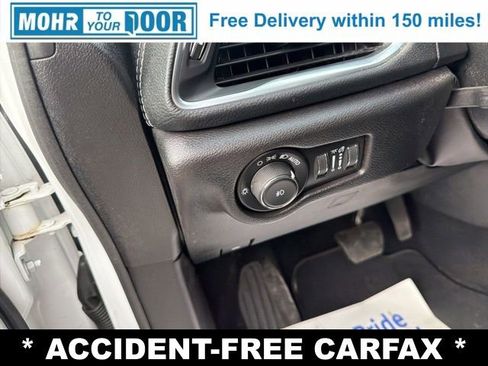 Used 2020 Chrysler Pacifica Limited w/ S Appearance Package image 14