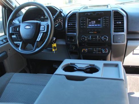 Used 2017 Ford F150 XLT w/ Trailer Tow Package image 26