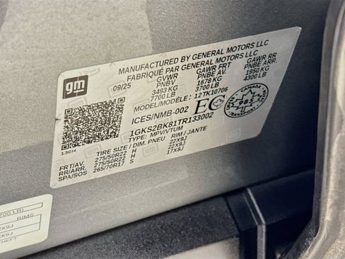Used 2026 GMC Yukon Elevation w/ Elevation Premium Package AWD/4WD image 39