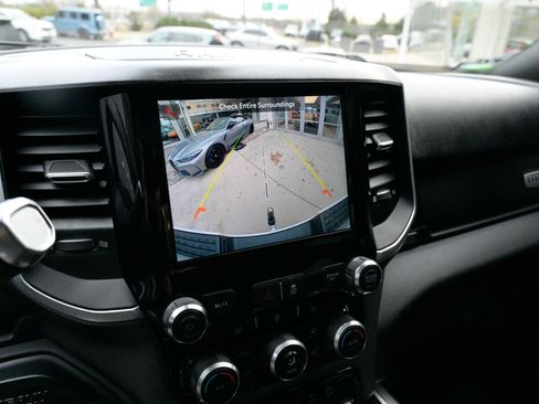 Used 2022 RAM 2500 Big Horn w/ Level C Equiment Group image 33