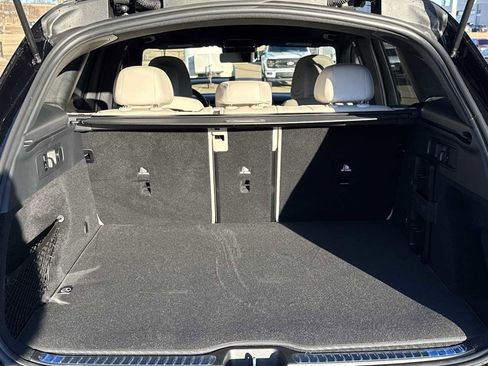 New 2026 Mercedes-Benz GLC 300 image 26