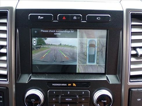 Used 2017 Ford F150 Limited AWD/4WD image 17